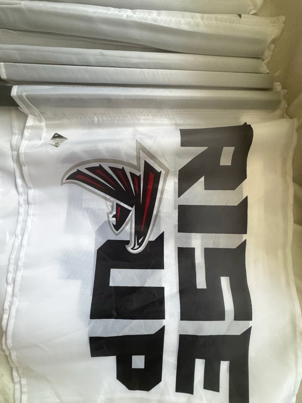 NFL Atlanta Falcons White 'Rise Up' Fan Flag with Black and Red Logo